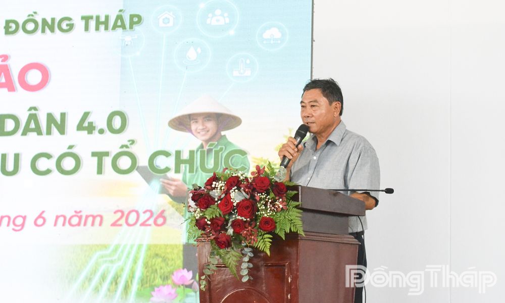 Nông dân Phan Văn Được đến từ xã Trường Xuân chia sẻ kinh nghiệm tại hội thảo.