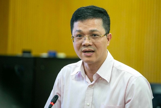 Ông Nguyễn Văn Long, Vụ trưởng Vụ Khoa học và Công nghệ (Bộ Nông nghiệp và Môi trường) thông tin tại buổi họp báo.