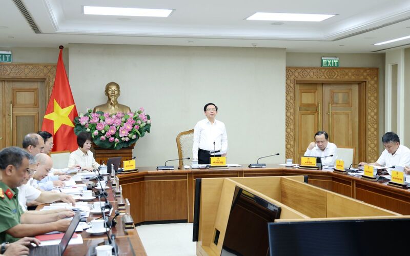 Phó Thủ tướng giao Bộ KH&CN rà soát tổng thể hệ thống phòng thí nghiệm hiện có tại các bộ, ngành, địa phương, viện nghiên cứu và cơ sở đào tạo - Ảnh: VGP/Gia Huy