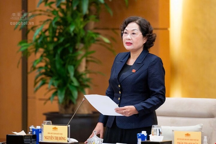 Phó Chủ tịch Quốc hội Nguyễn Thị Hồng điều hành nội dung thảo luận. Ảnh: Quochoi.vn