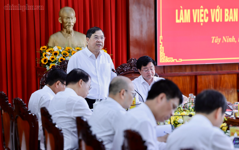 Phó Thủ tướng Thường trực Phạm Gia Túc: Tây Ninh phấn đấu tăng trưởng năm 2026 từ 10,5% trở lên - 4